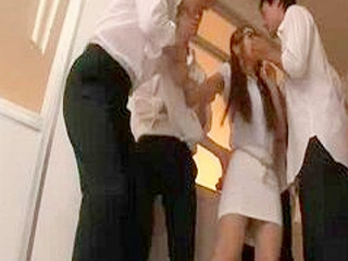 Jessica Kizaki's Hardcore Fucking Lesson in IPZ-050 is a steamy XXX experience that will make your nippons tingle!